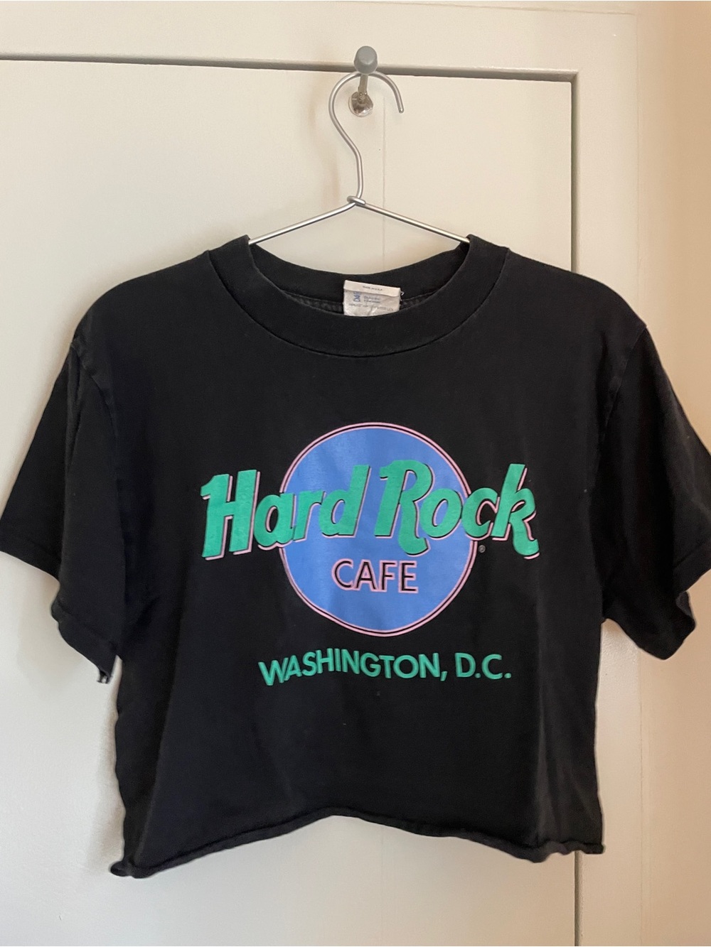 Hard Rock Cafe Washington D.C. Customized Black Vintage Logo cropped Tee